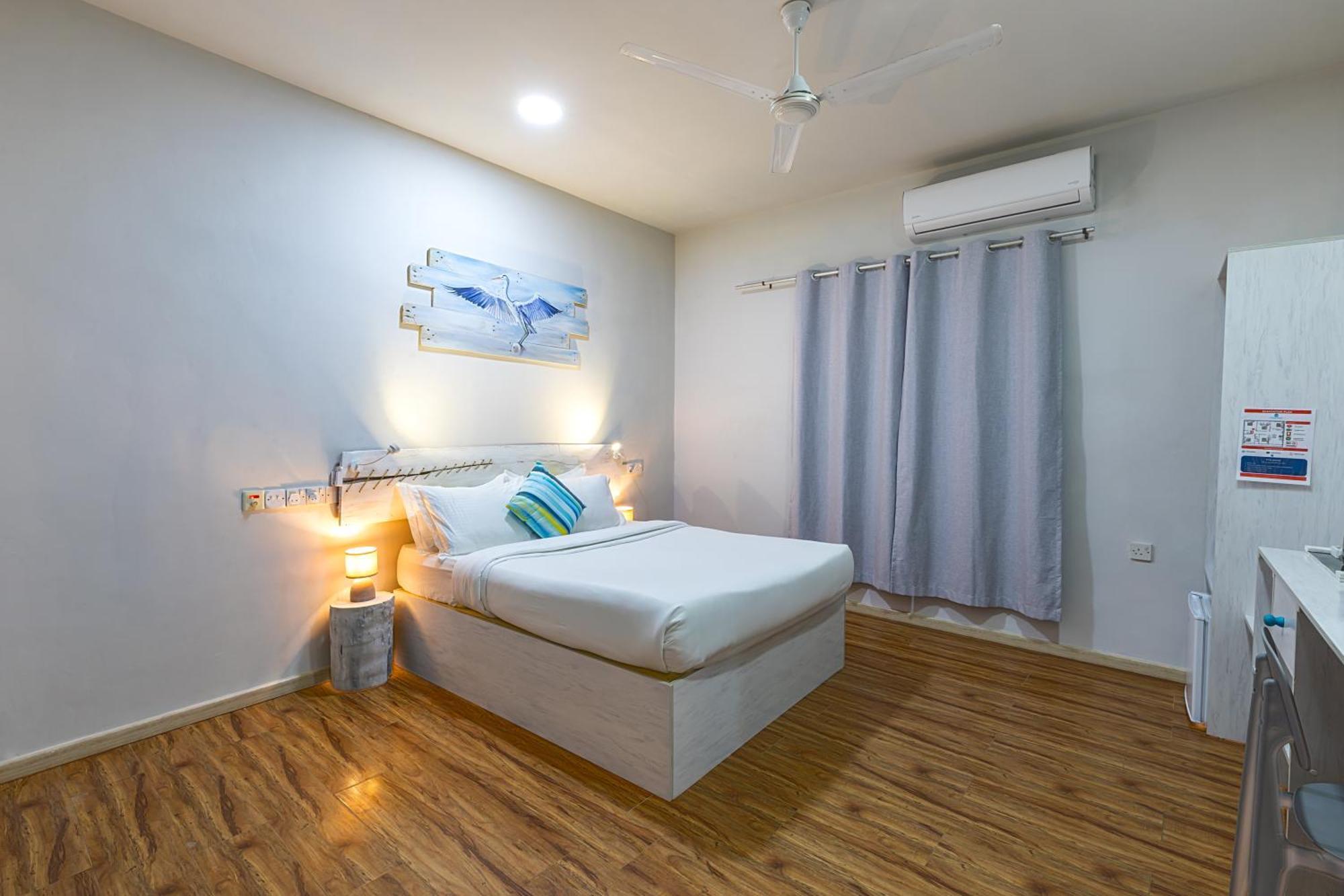Ocean Pearl Maldives At Gulhi Island Hotel Buitenkant foto