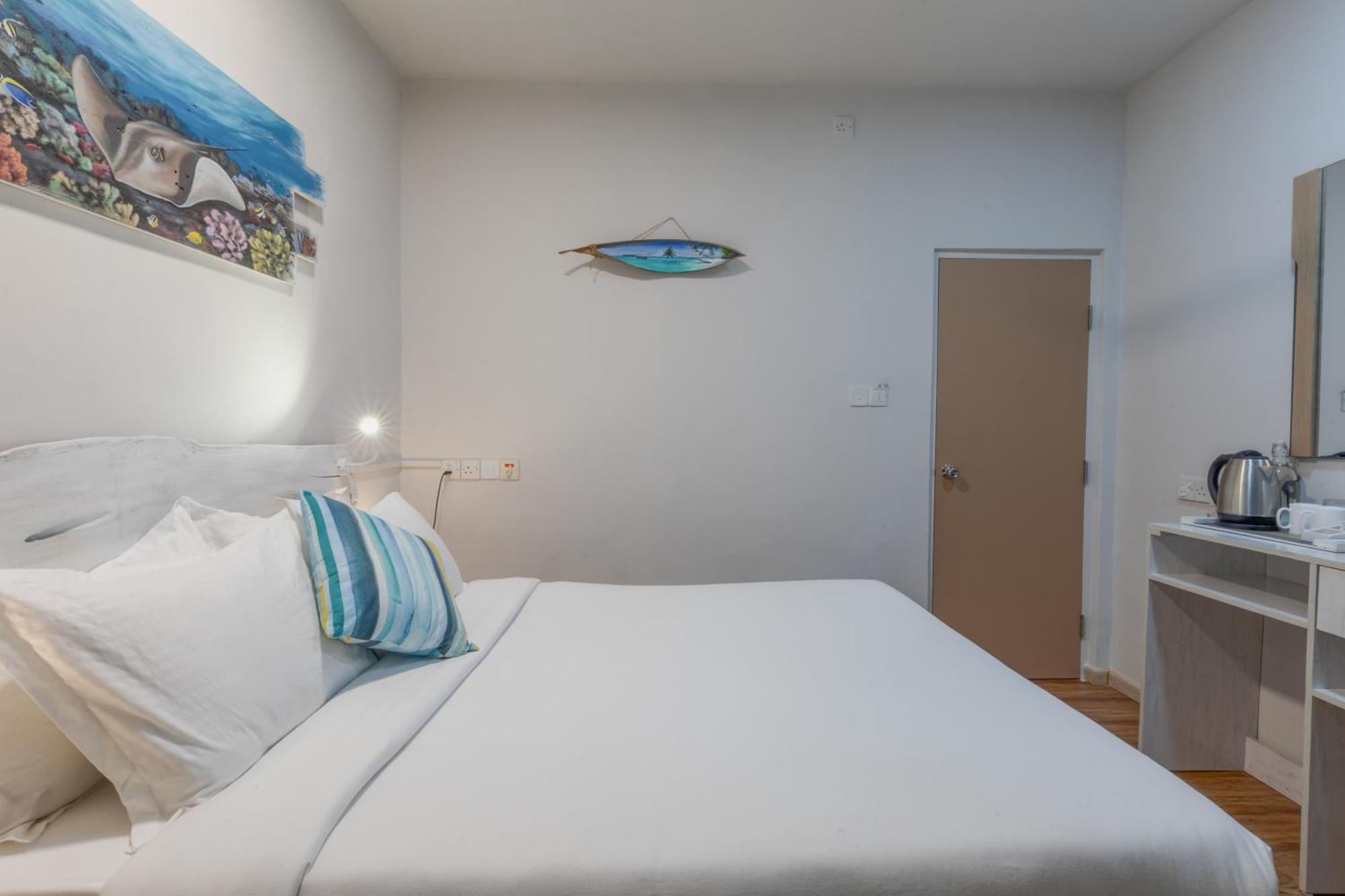 Ocean Pearl Maldives At Gulhi Island Hotel Buitenkant foto