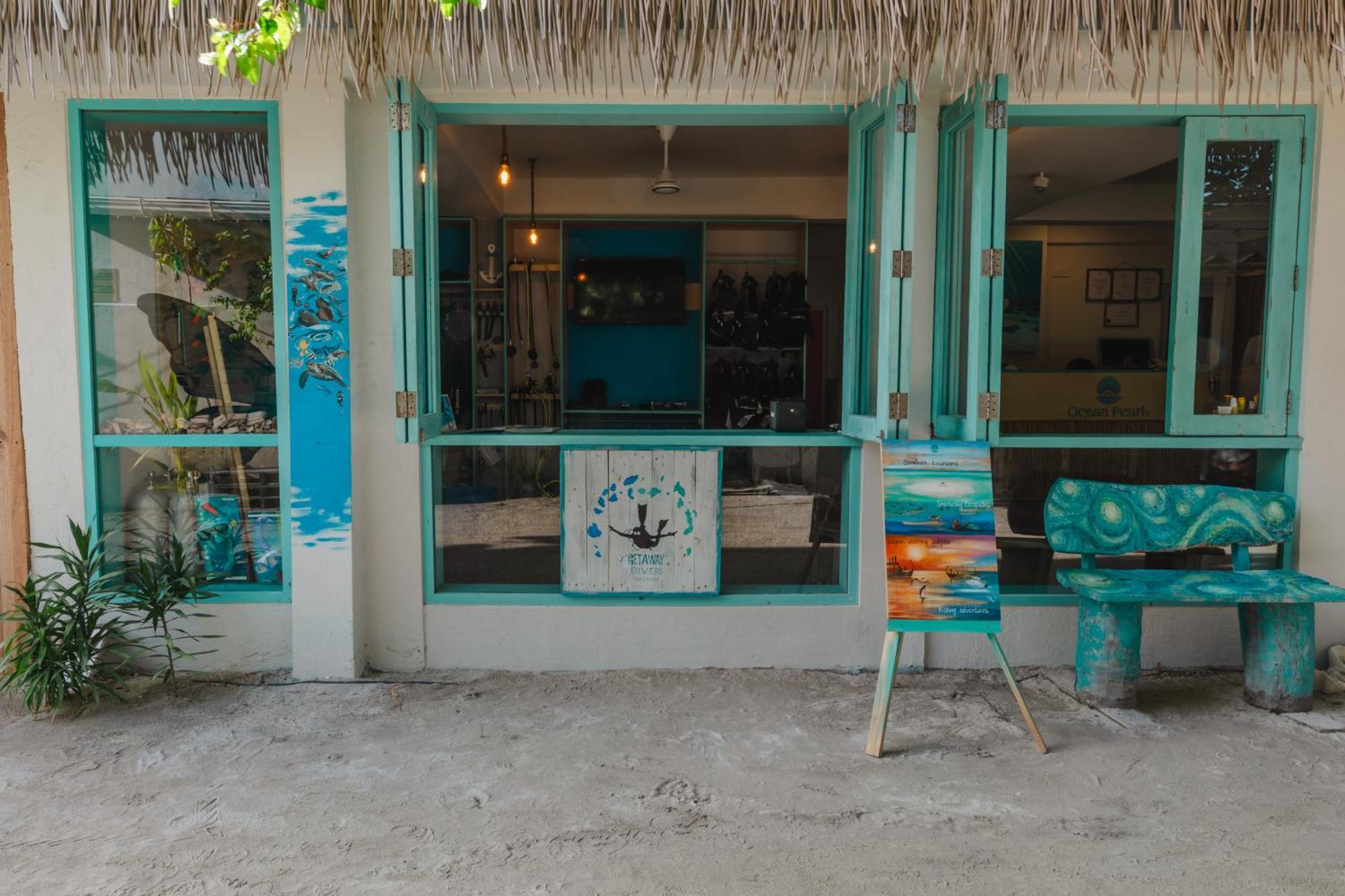 Ocean Pearl Maldives At Gulhi Island Hotel Buitenkant foto